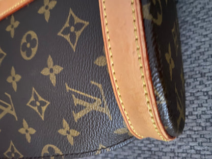 Louis Vuitton Babylone Tote Brown Canvas