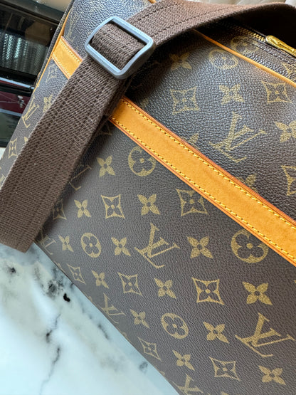 Louis Vuitton Reporter Crossbody Travel Bag GM Brown Canvas