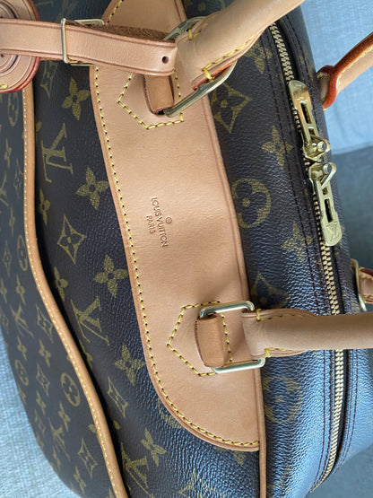 Louis Vuitton Deauville Monogram Canvas Bag