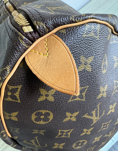 Louis Vuitton Keepall 55 Monogram Duffle Bag