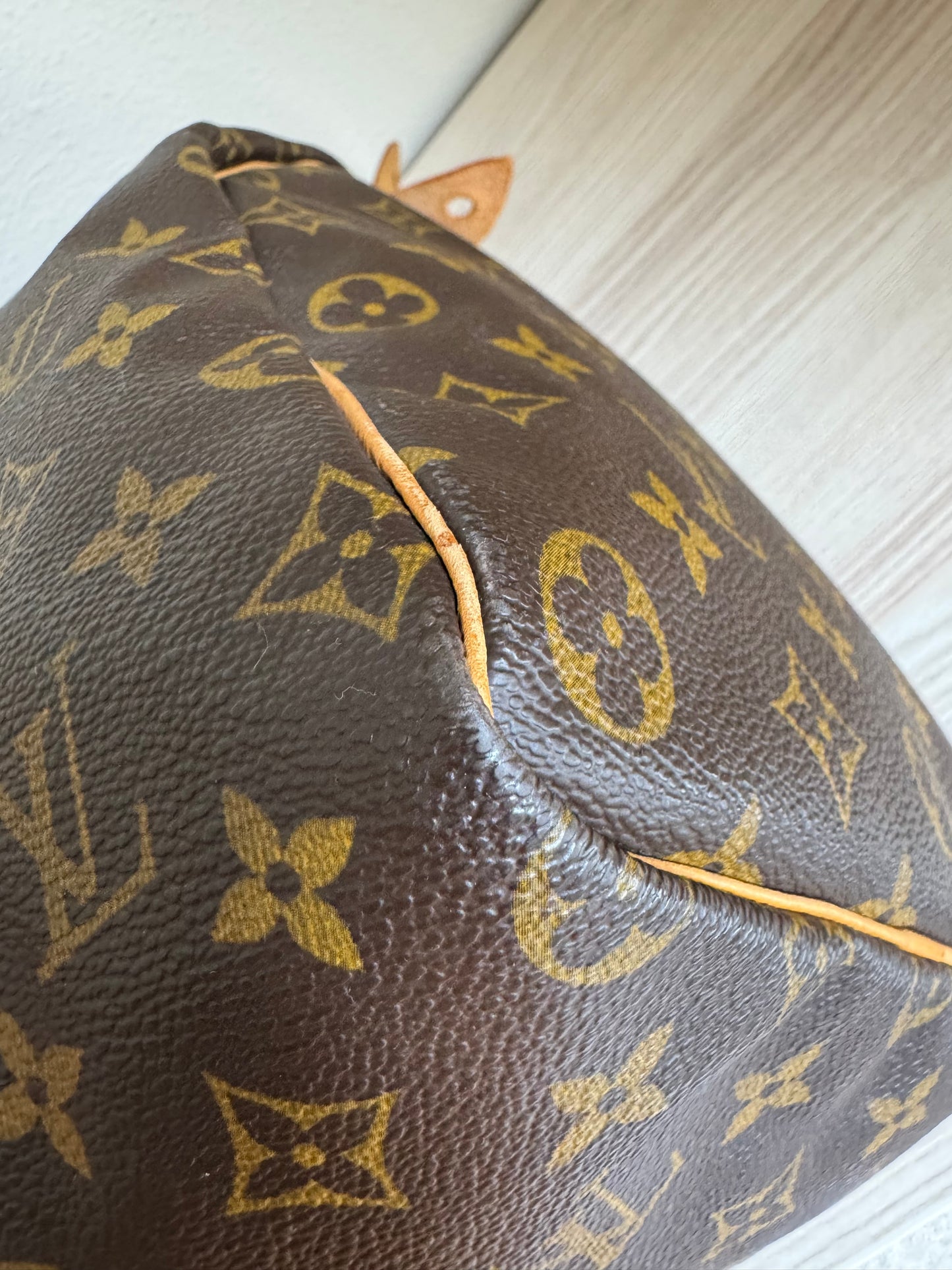 Louis Vuitton LV Speedy 40 Duffle Bag Brown Monogram Canvas