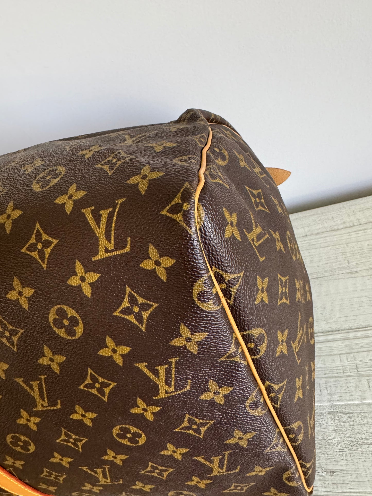 Louis Vuitton Keepall 55 Monogram Duffle Bag