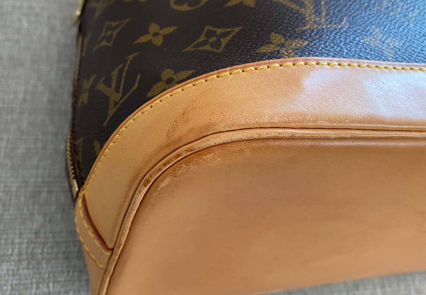 Louis Vuitton Alma Brown Monogram handbag