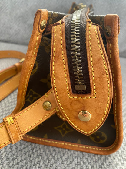 Louis Vuitton Popincourt Shoulder Bag Brown Canvas