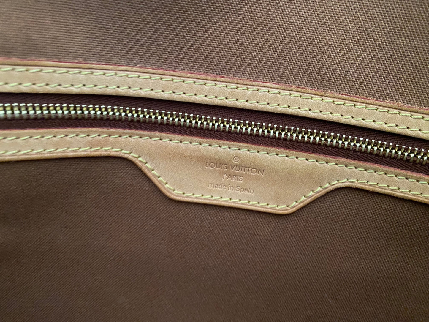 Louis Vuitton Abbesses Messenger Laptop Bag Brown Monogram Canvas