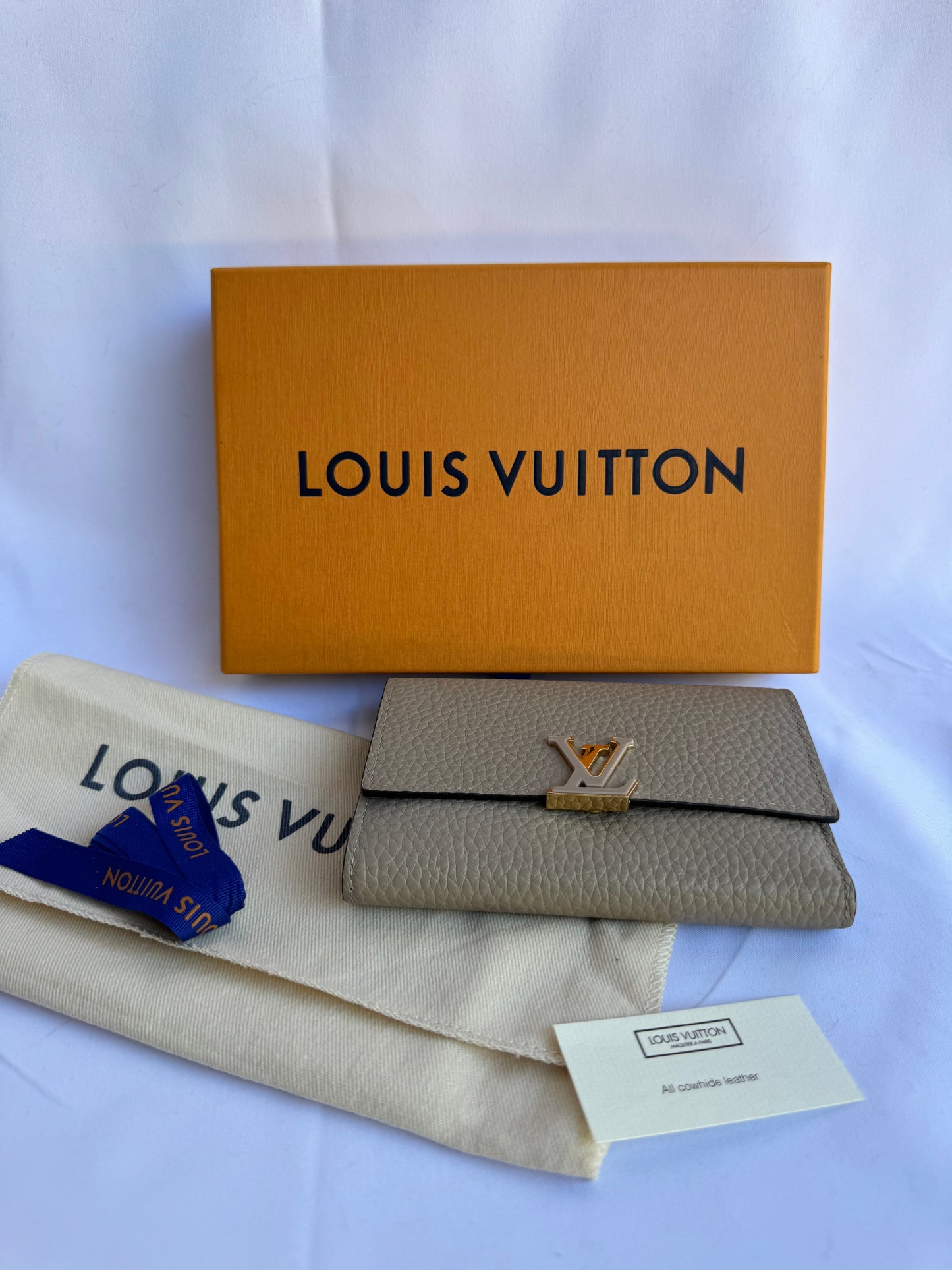 Louis Vuitton Capucines Compact Galet Trifold Wallet M62159 MRP $1030