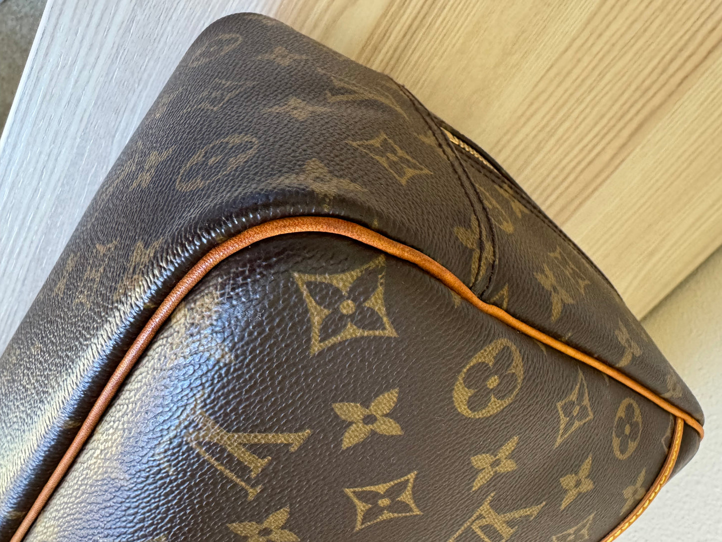 LOUIS VUITTON Monogram Deauville Hand Bag