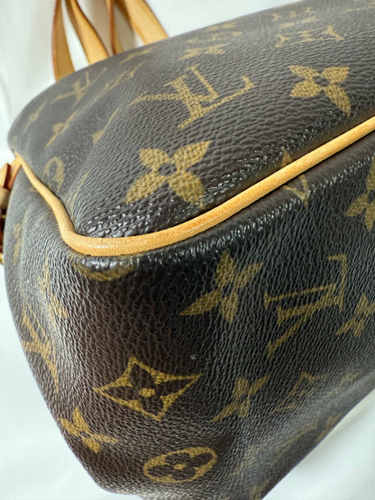 Louis Vuitton Batignolles Horizontal Monogram Shoulder Bag