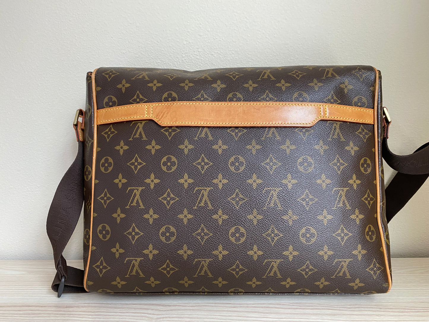 Louis Vuitton Abbesses Messenger Bag Brown Canvas SP0013