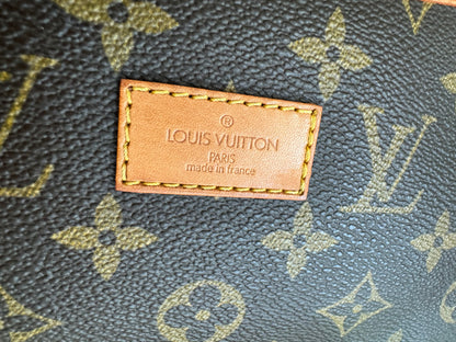 Louis Vuitton Saumur 35 Crossbody Saddle Bag