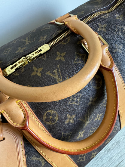 Louis Vuitton Keepall 55 Monogram Duffle Bag