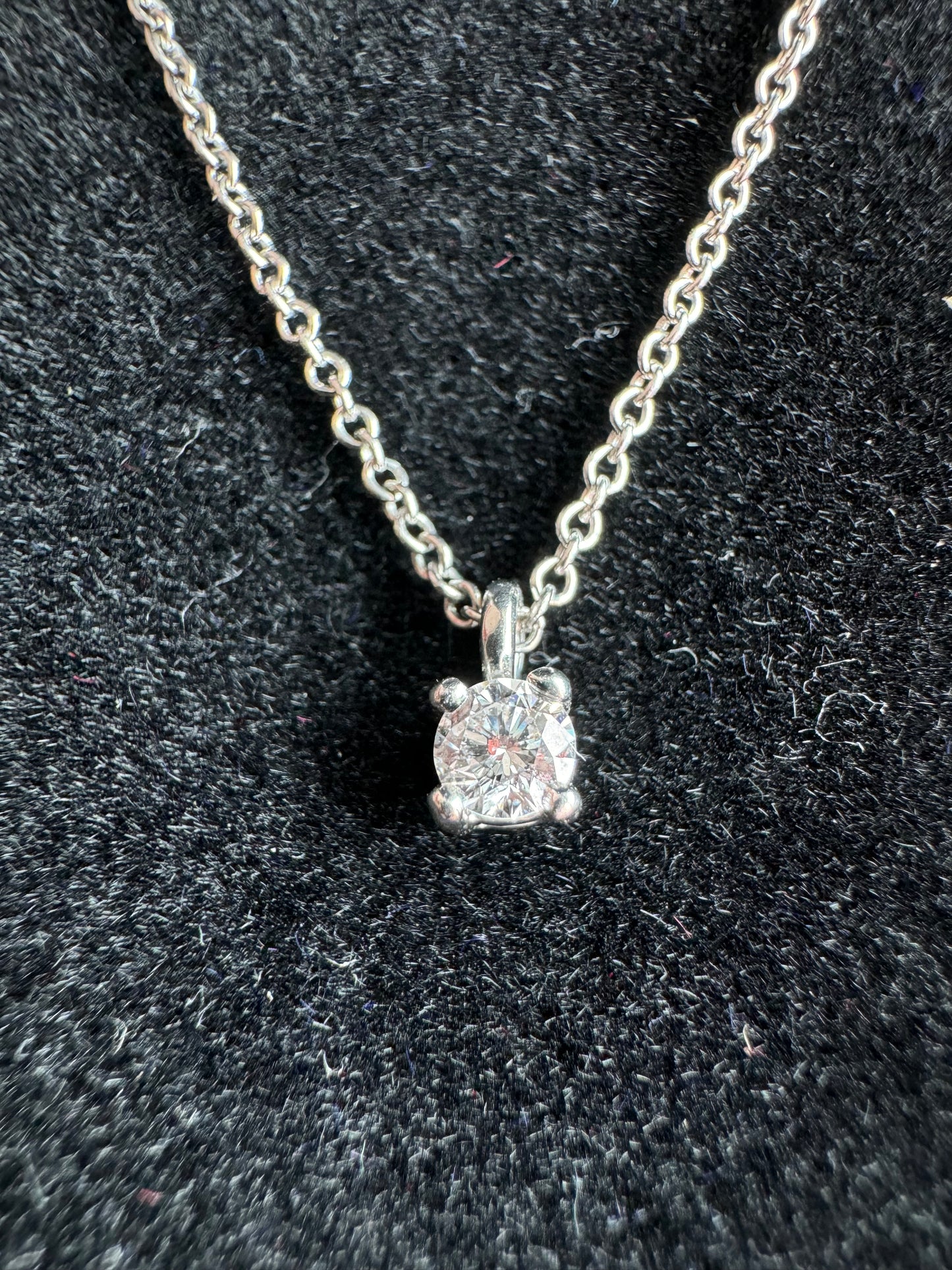 Tiffany & Co Platinum Solitaire Pendant Necklace 16" with  Round Diamond