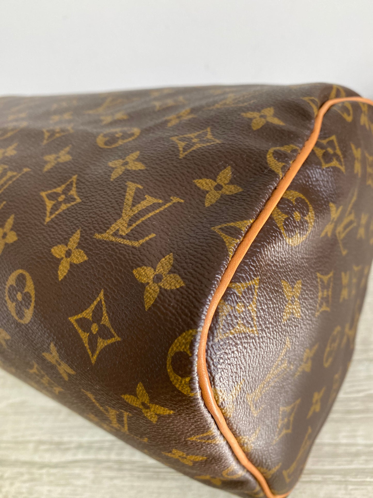 Louis Vuitton Speedy 30 handbag