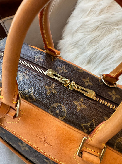 Louis Vuitton Deauville Handbag Monogram