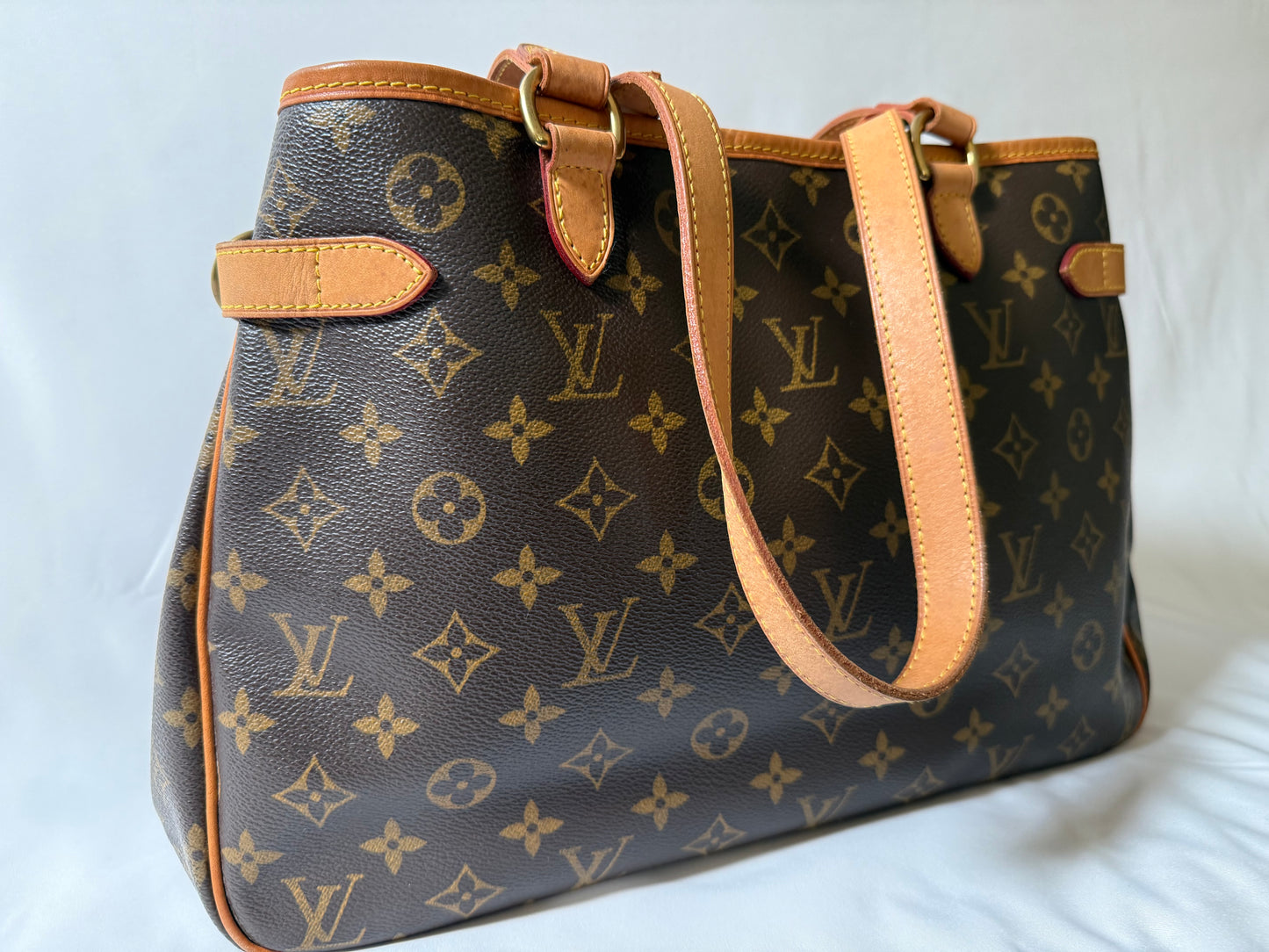 Louis Vuitton Batignolles Horizontal Monogram Shoulder Bag