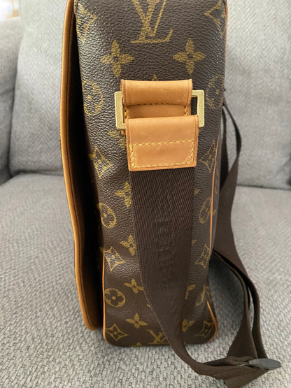 Louis Vuitton Abbesses Messenger Laptop Bag Brown Monogram Canvas