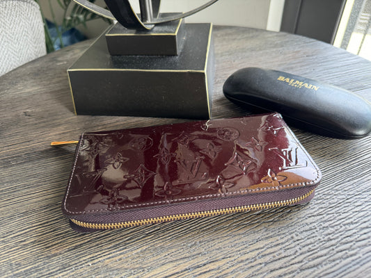 Louis Vuitton LV Monogram Burgundy Vernis Patent Leather Zippy Long Wallet 2019