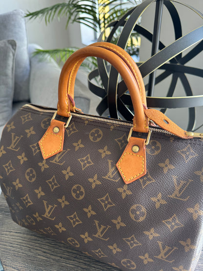 Louis Vuitton Speedy 30