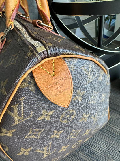 Louis Vuitton Speedy 30